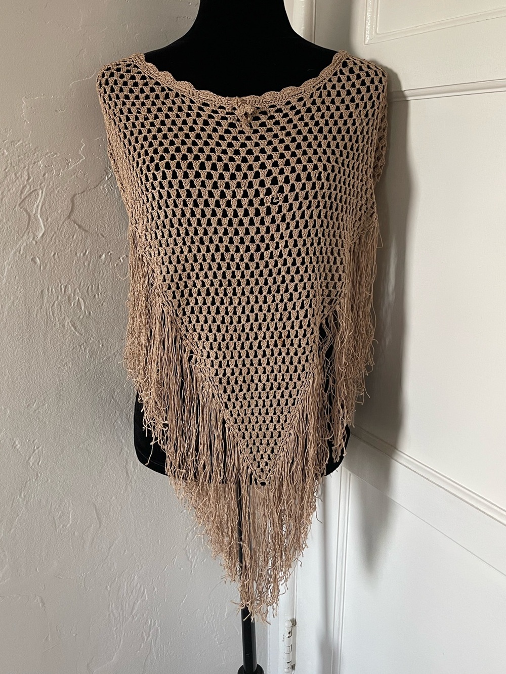 Vtg Y2K fringe v line poncho